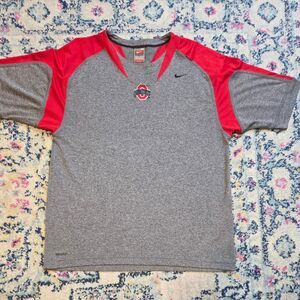 Nike Men's Grey and Red T-shirt